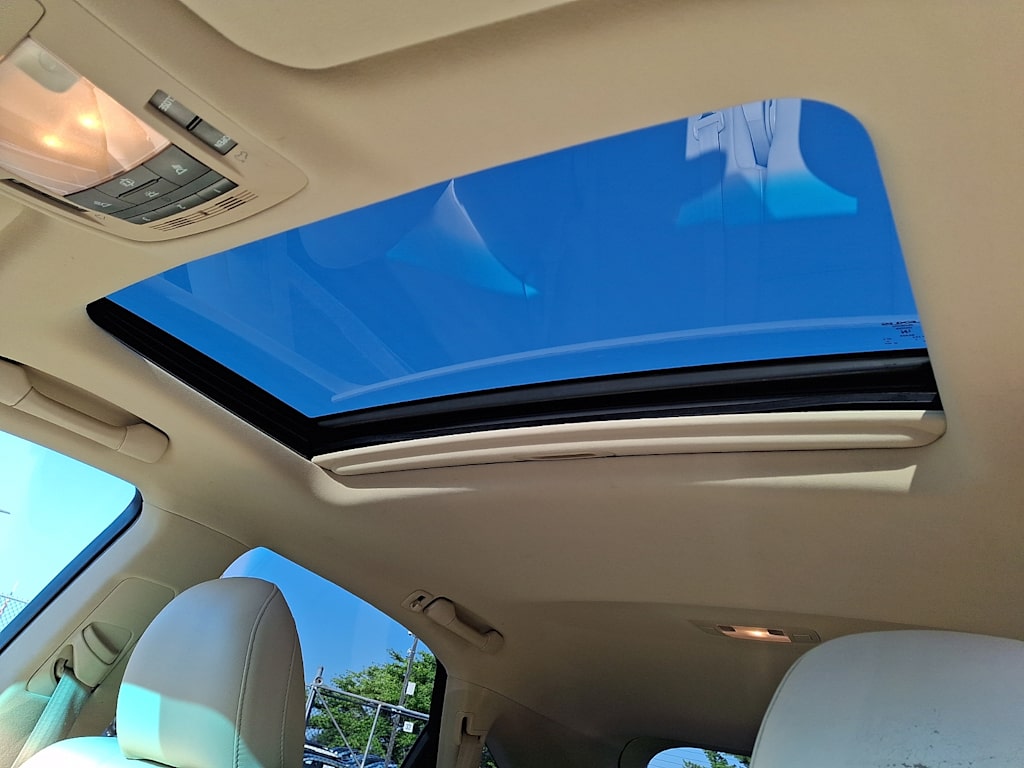 Thumbnail: 2010 Lexus RX - 18