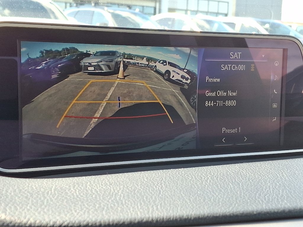 Thumbnail: 2017 Lexus RX - 19