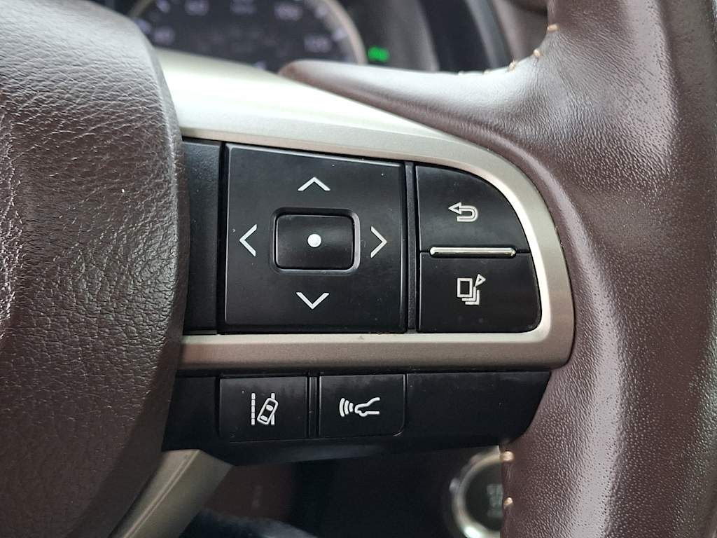 Thumbnail: 2018 Lexus RX - 19