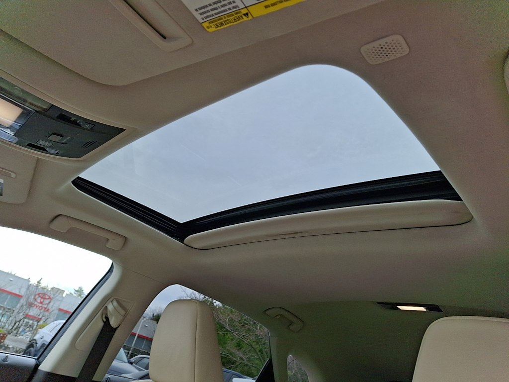 Thumbnail: 2018 Lexus RX - 15