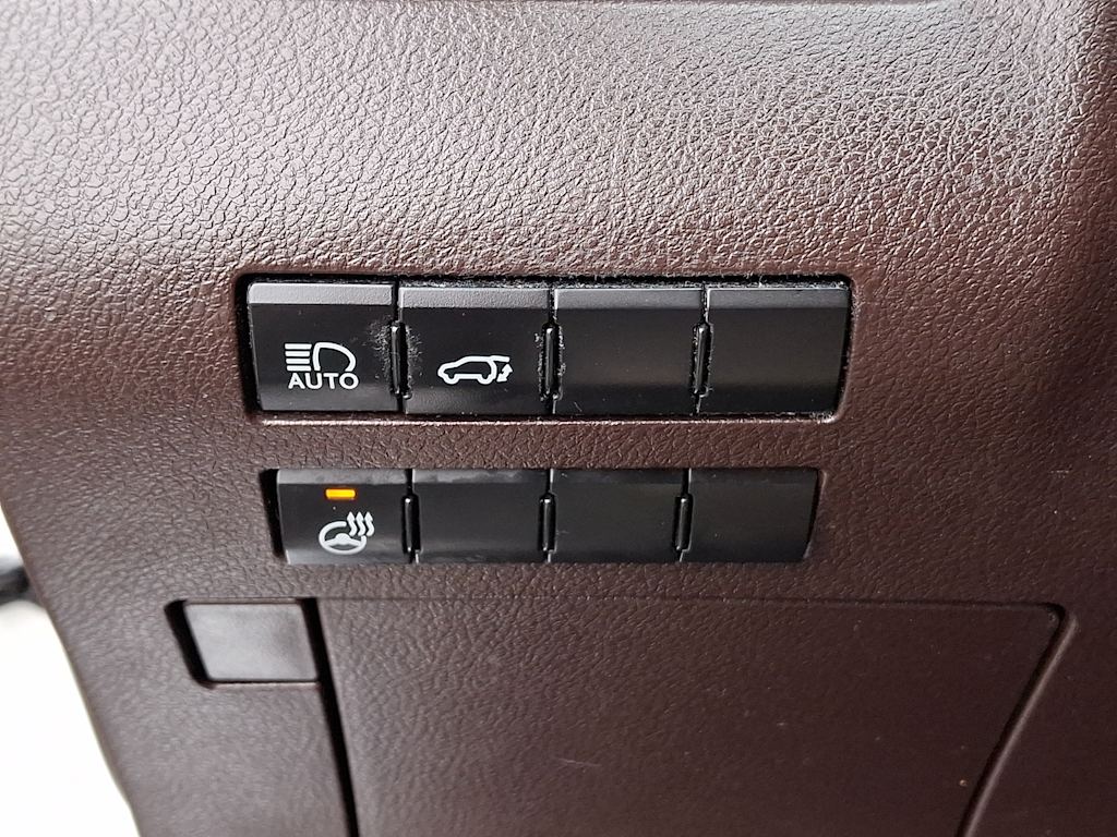 Thumbnail: 2018 Lexus RX - 23