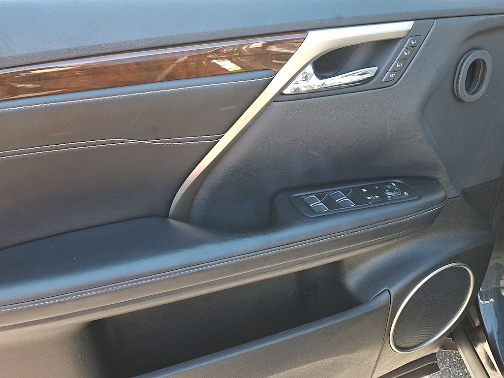 Thumbnail: 2019 Lexus RX - 16