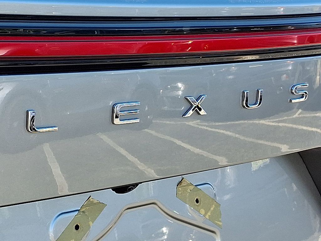 Thumbnail: 2025 Lexus ES - 29
