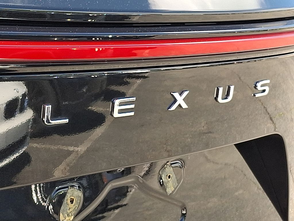 Thumbnail: 2024 Lexus ES - 29