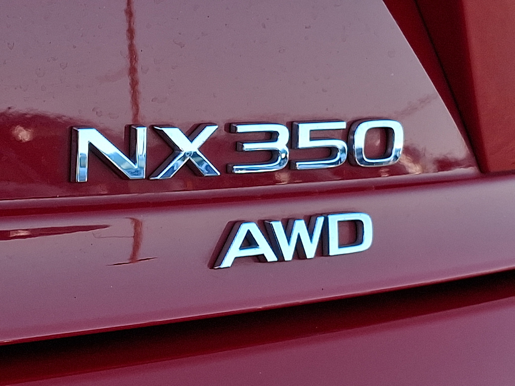 Thumbnail: 2025 Lexus ES - 6