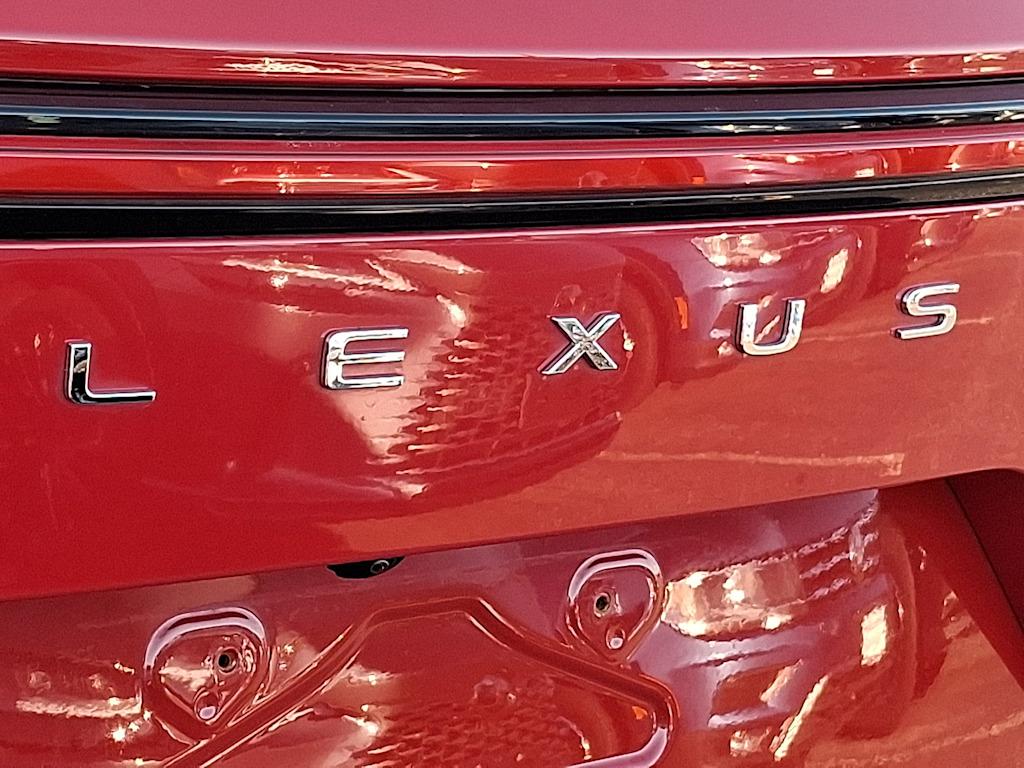 Thumbnail: 2025 Lexus ES - 28