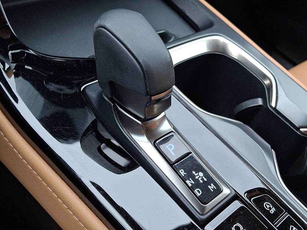 Thumbnail: 2024 Lexus ES - 11