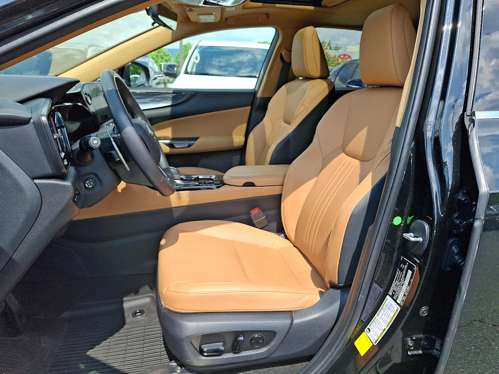 Thumbnail: 2024 Lexus ES - 8