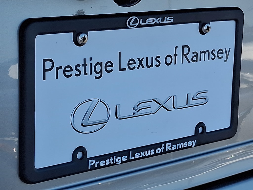 Thumbnail: 2024 Lexus ES - 30