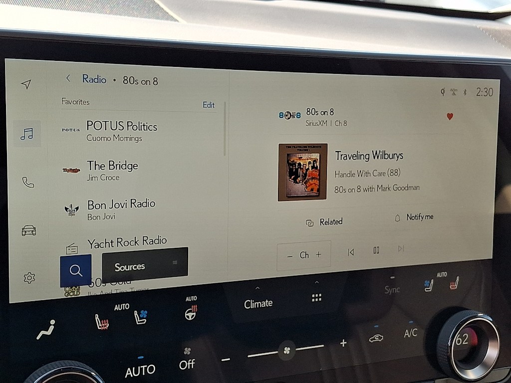 Thumbnail: 2024 Lexus ES - 9