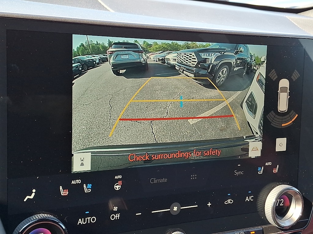 Thumbnail: 2024 Lexus ES - 20