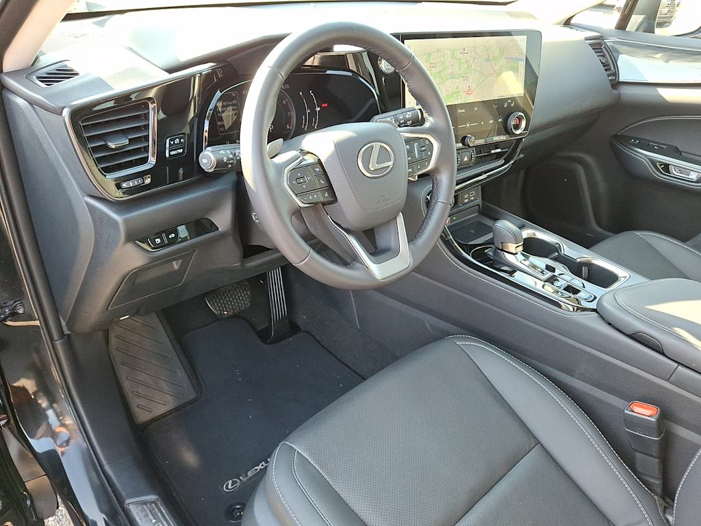 Thumbnail: 2024 Lexus ES - 2