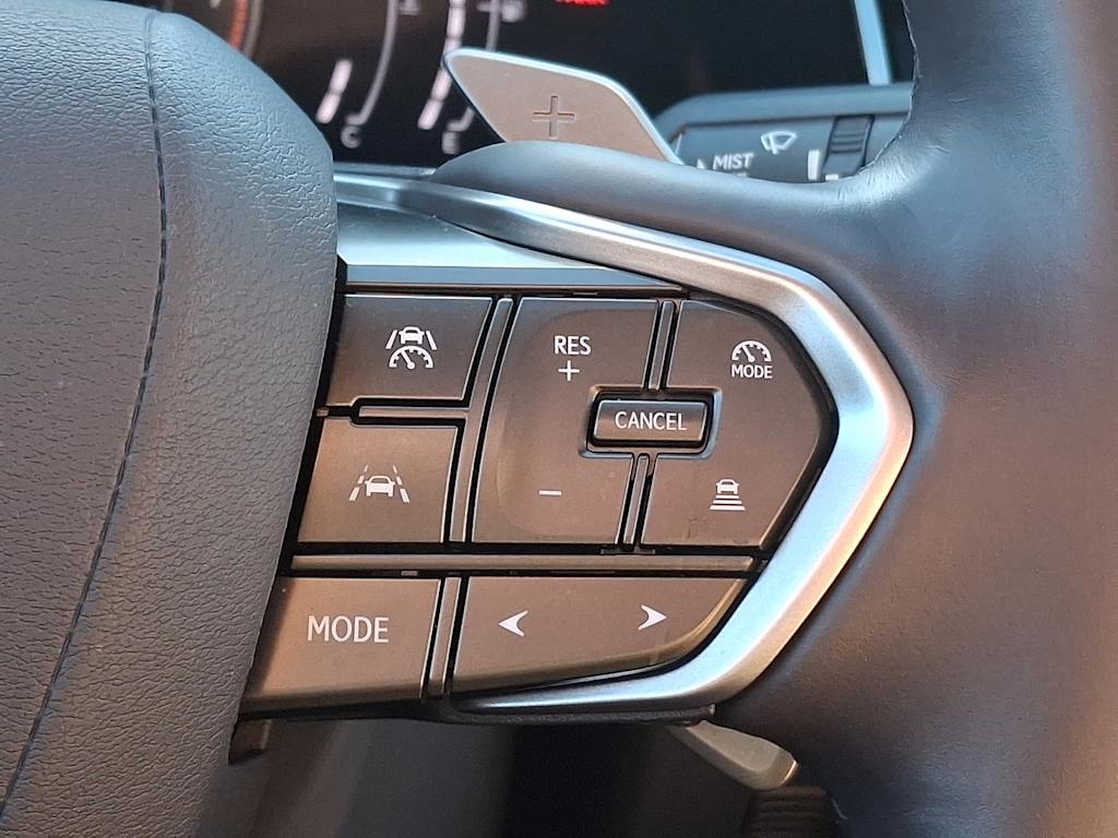 Thumbnail: 2025 Lexus ES - 22