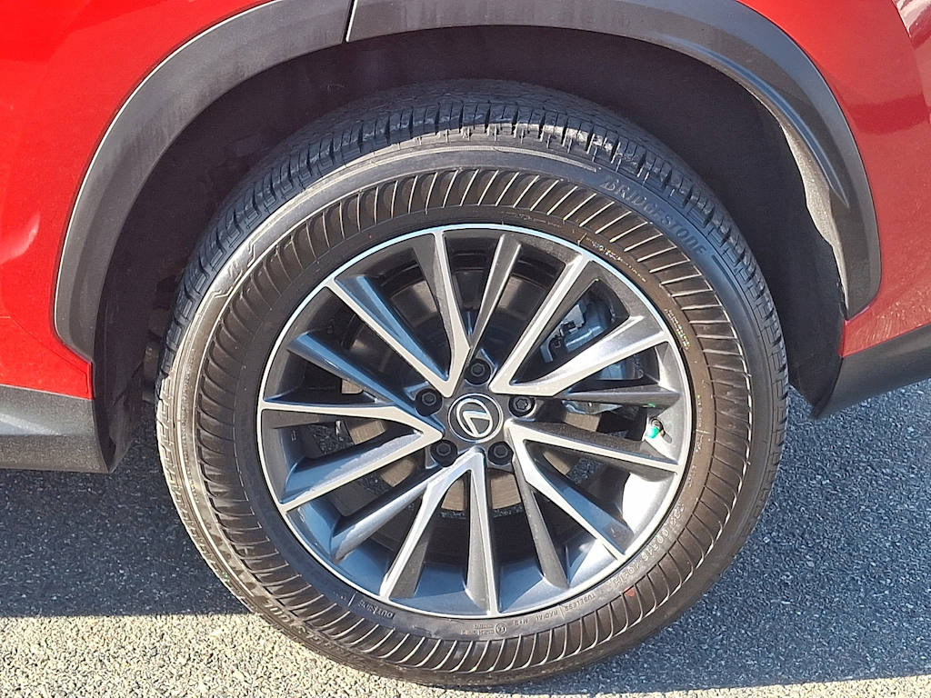 Thumbnail: 2025 Lexus ES - 6