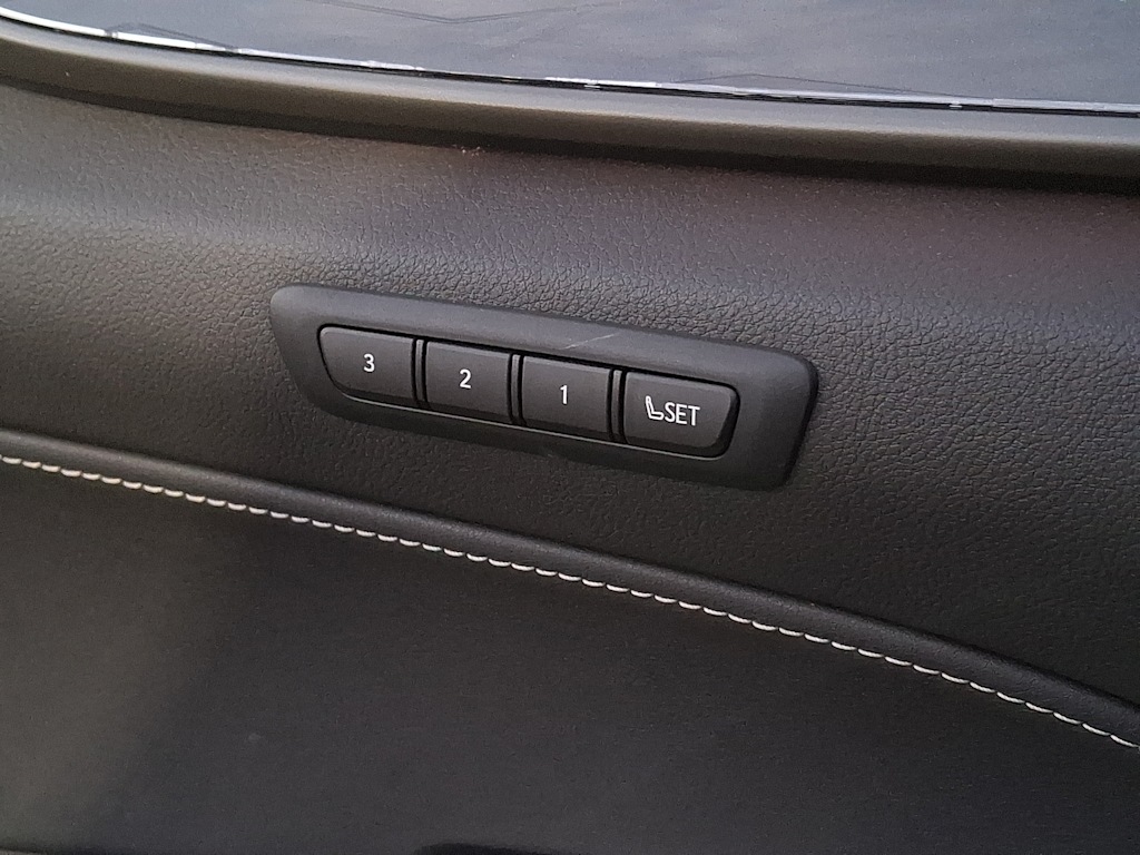 Thumbnail: 2024 Lexus ES - 27