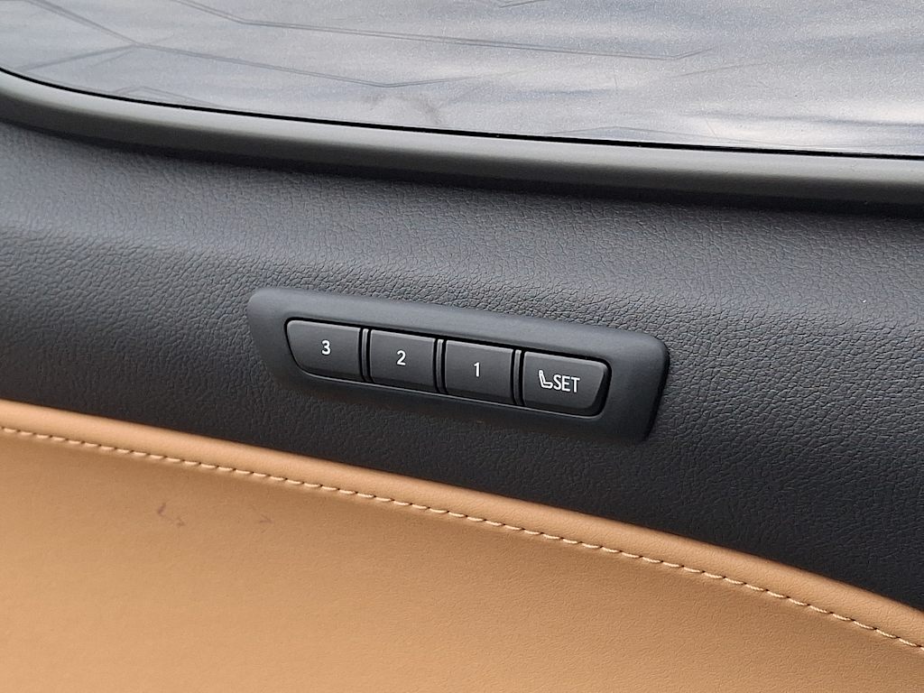 Thumbnail: 2026 Lexus ES - 27