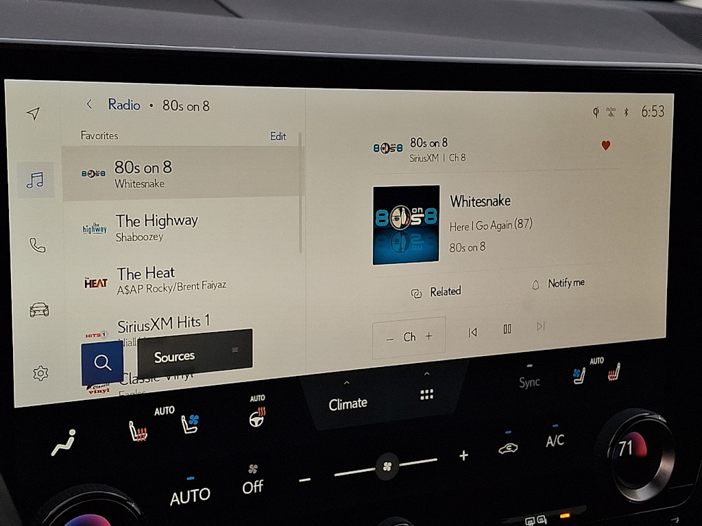 Thumbnail: 2024 Lexus ES - 18