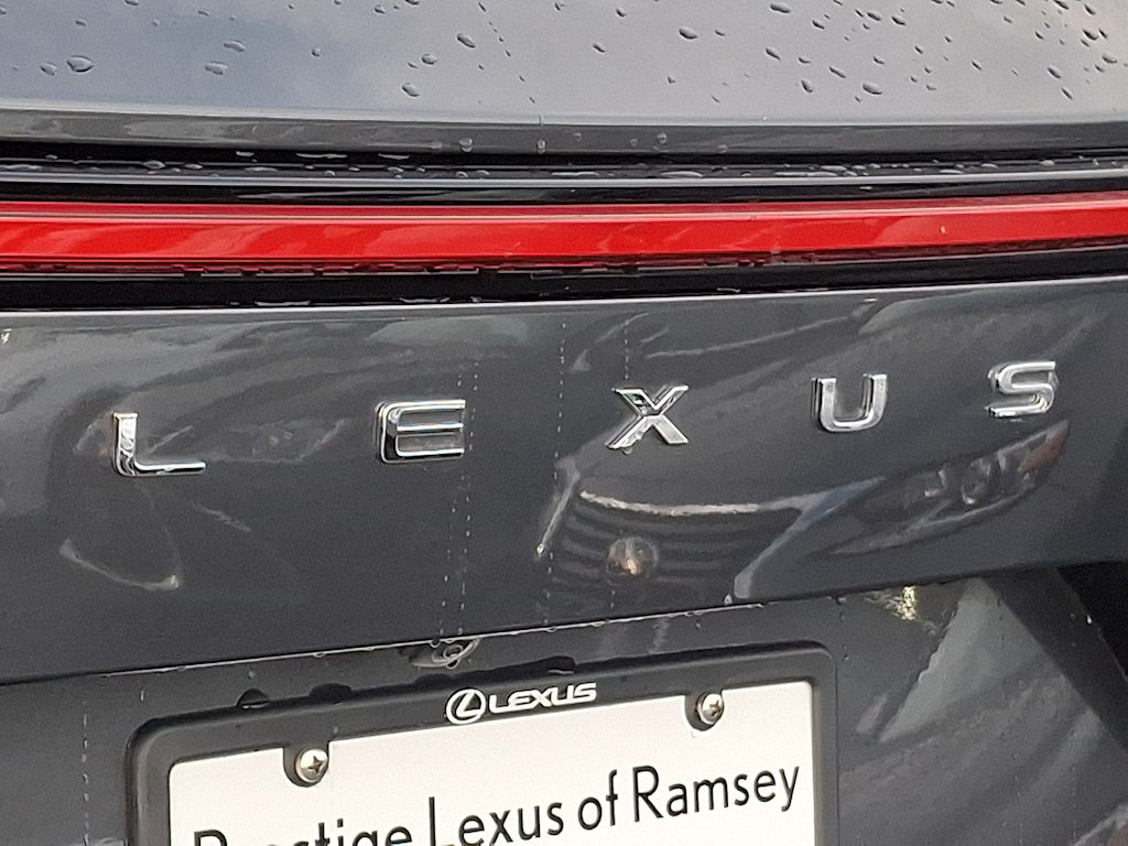 Thumbnail: 2024 Lexus ES - 29