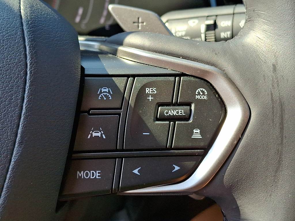 Thumbnail: 2024 Lexus ES - 23