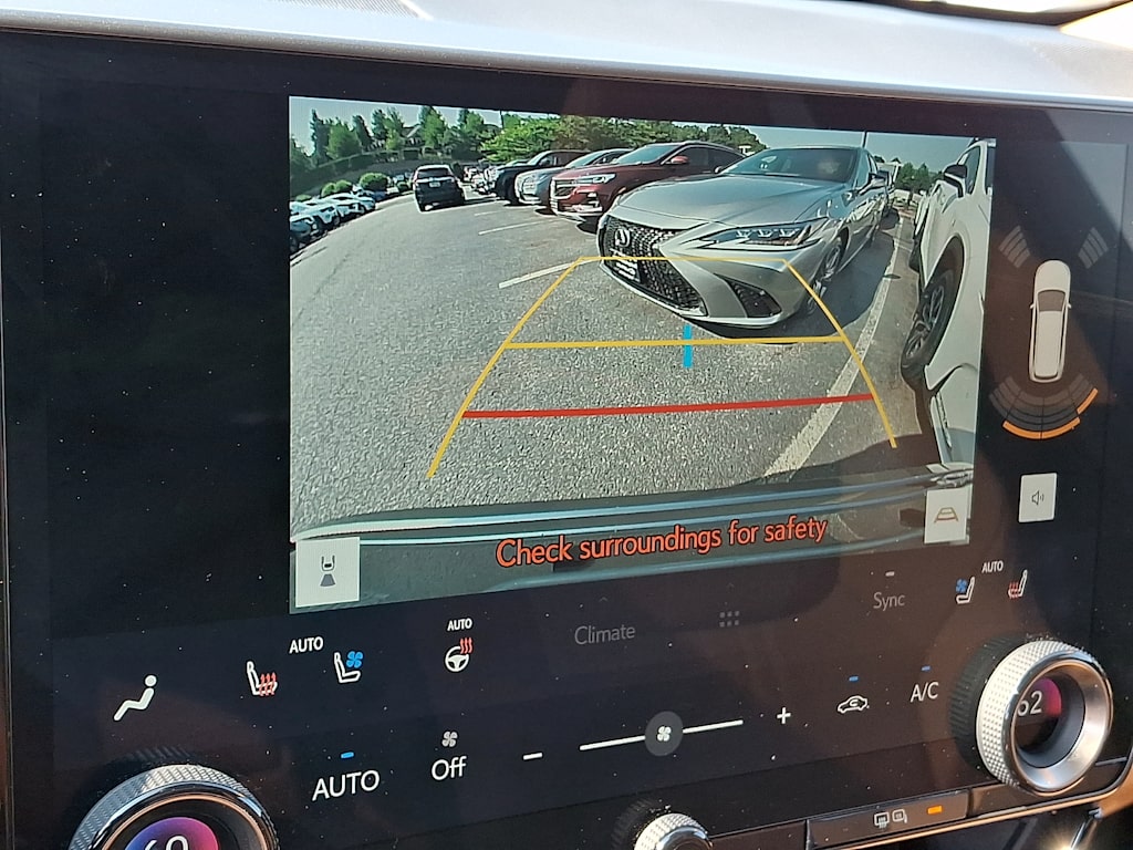 Thumbnail: 2024 Lexus ES - 21
