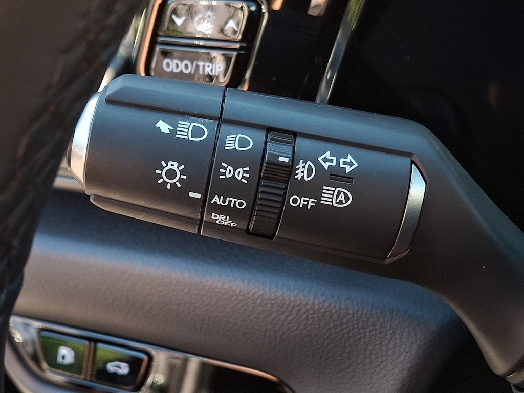 Thumbnail: 2026 Lexus ES - 13