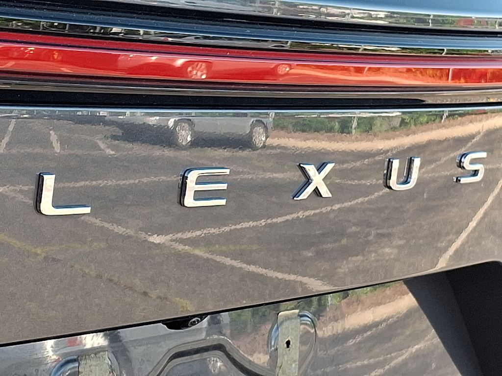 Thumbnail: 2026 Lexus ES - 29