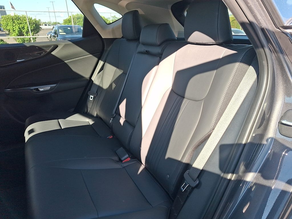 Thumbnail: 2026 Lexus ES - 8