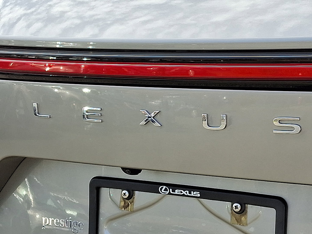 Thumbnail: 2024 Lexus ES - 29