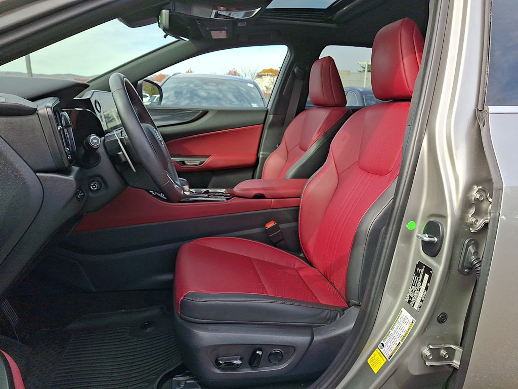 Thumbnail: 2024 Lexus ES - 7