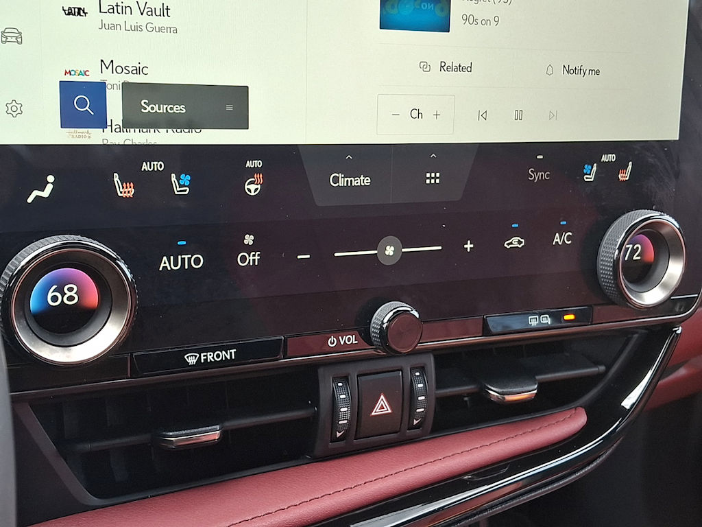 Thumbnail: 2024 Lexus ES - 19