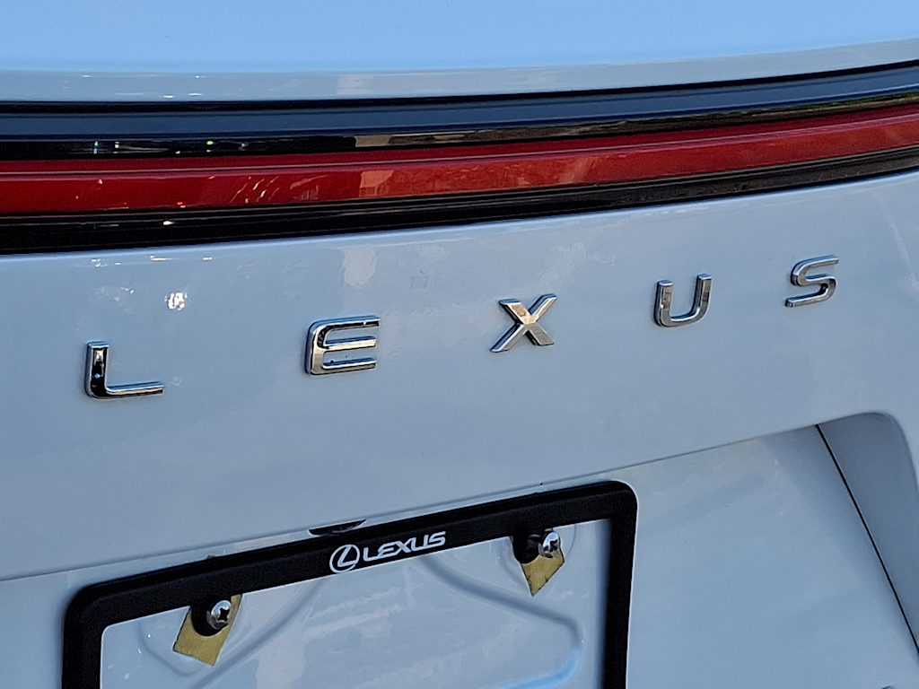 Thumbnail: 2024 Lexus ES - 29