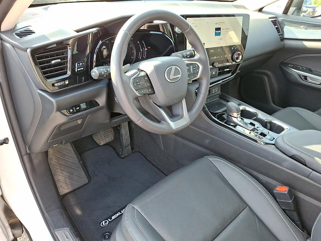 Thumbnail: 2024 Lexus ES - 2