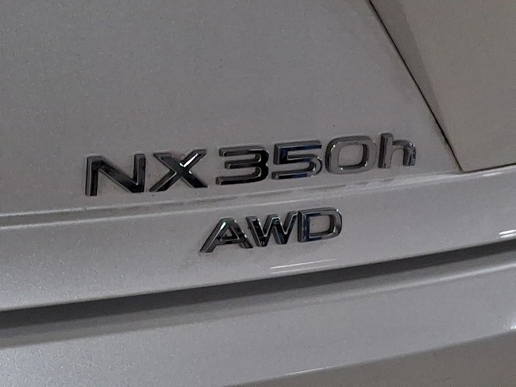 Thumbnail: 2024 Lexus ES - 5