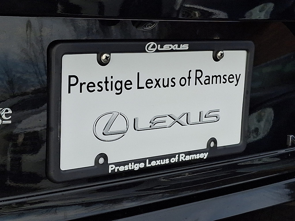 Thumbnail: 2024 Lexus ES - 30