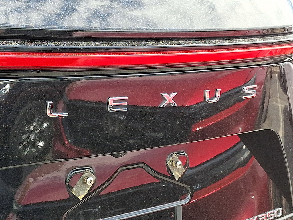 Thumbnail: 2025 Lexus ES - 29