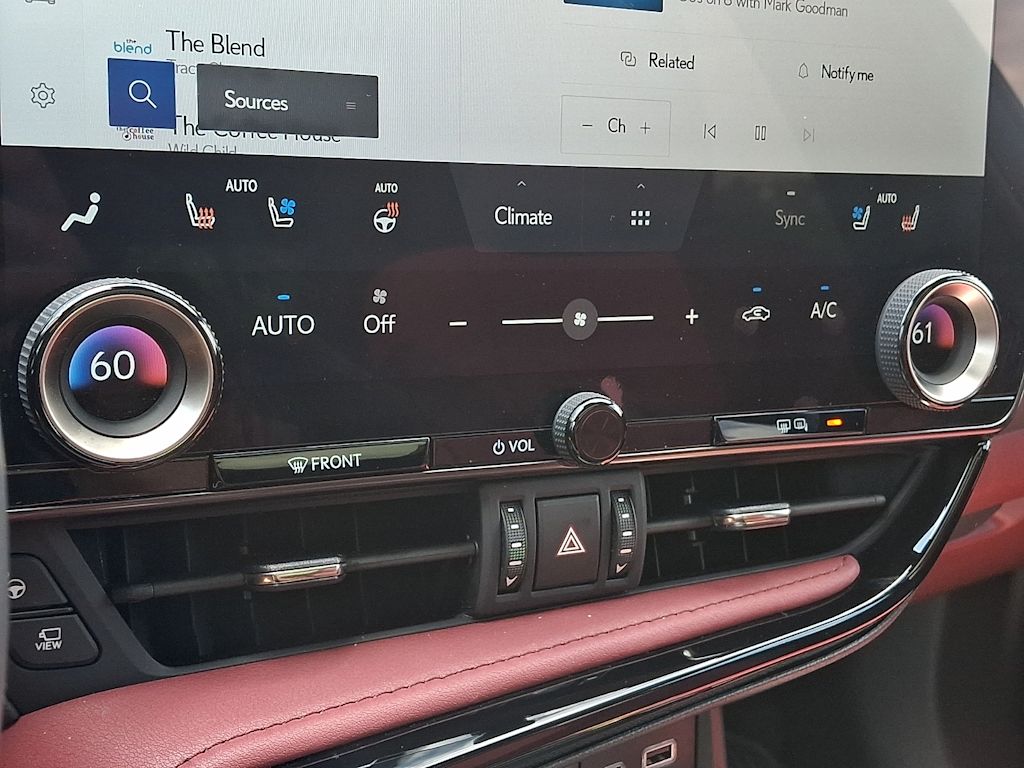 Thumbnail: 2025 Lexus ES - 19