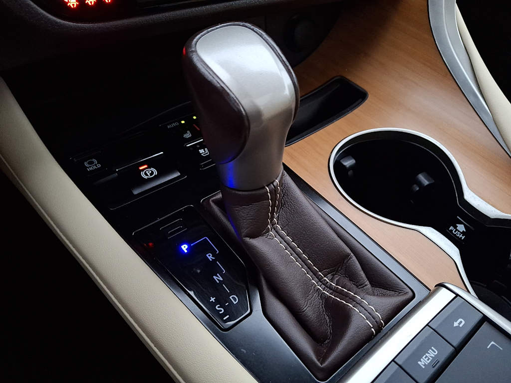 Thumbnail: 2020 Lexus RX - 9