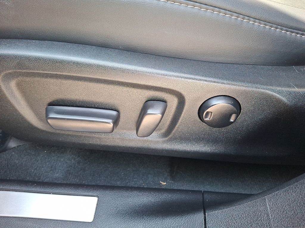 Thumbnail: 2021 Lexus RX - 16