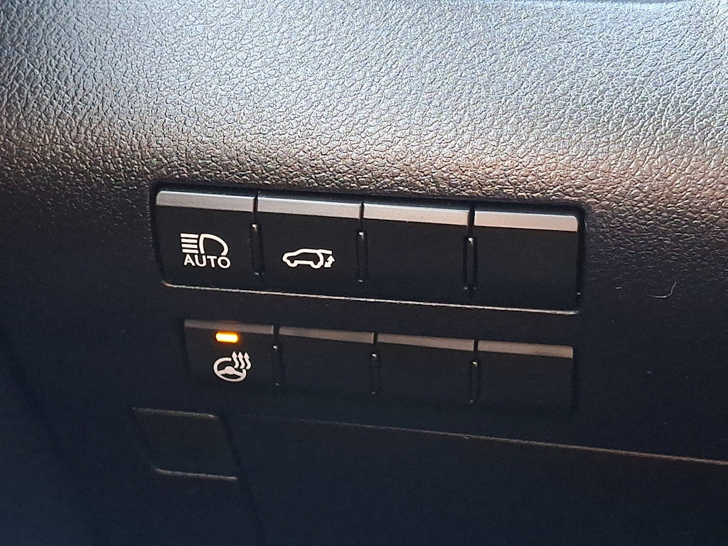 Thumbnail: 2021 Lexus RX - 26