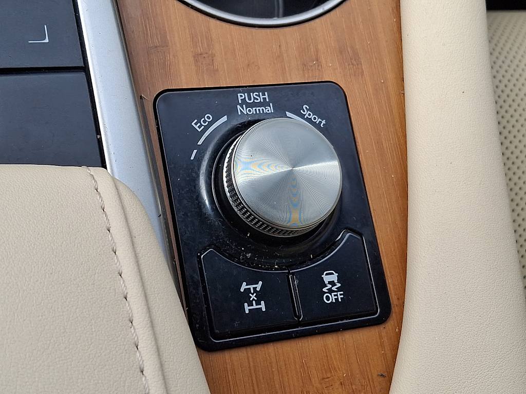 Thumbnail: 2020 Lexus RX - 25