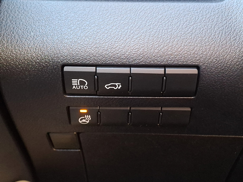 Thumbnail: 2021 Lexus RX - 27