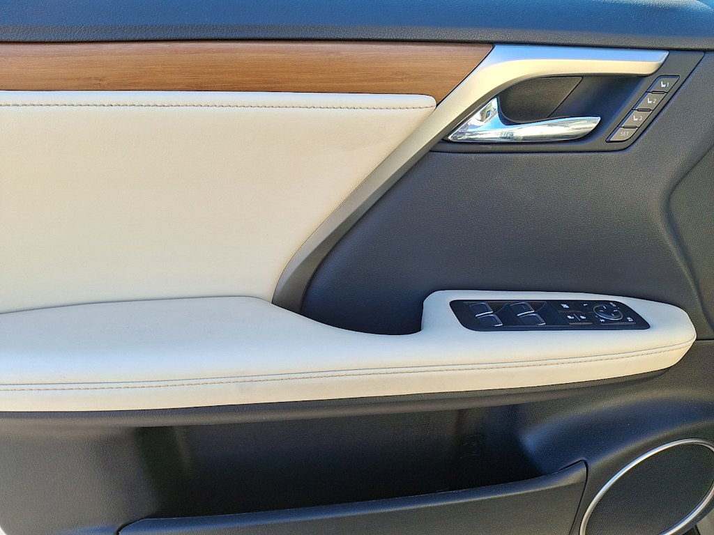 Thumbnail: 2021 Lexus RX - 16