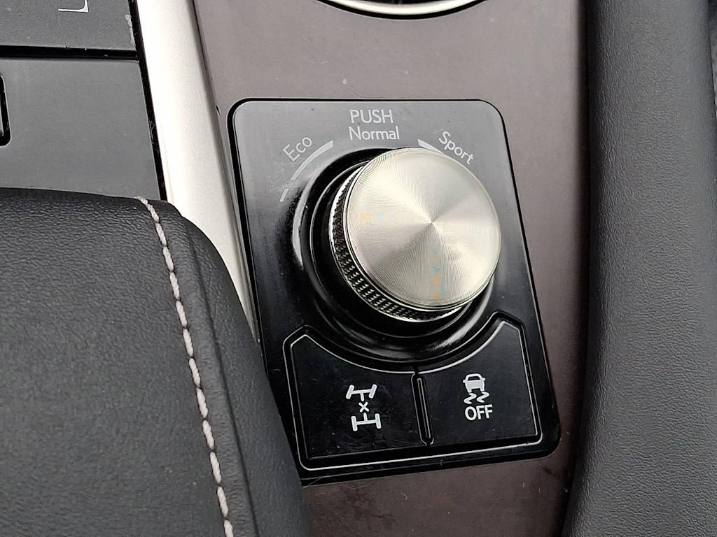 Thumbnail: 2022 Lexus RX - 13