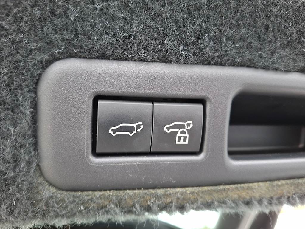 Thumbnail: 2022 Lexus RX - 28