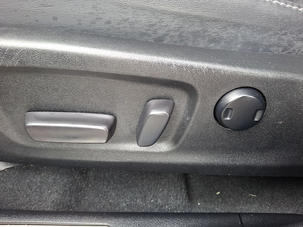 Thumbnail: 2022 Lexus RX - 17