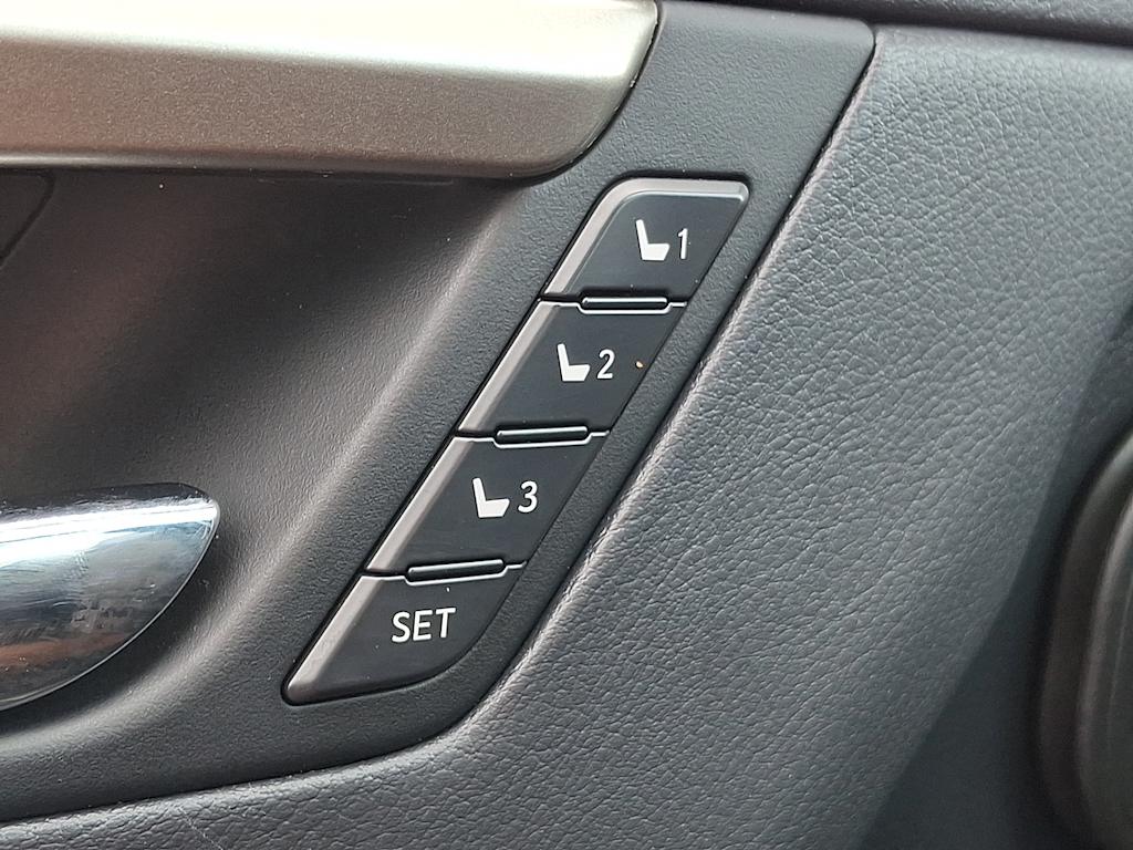 Thumbnail: 2022 Lexus RX - 27