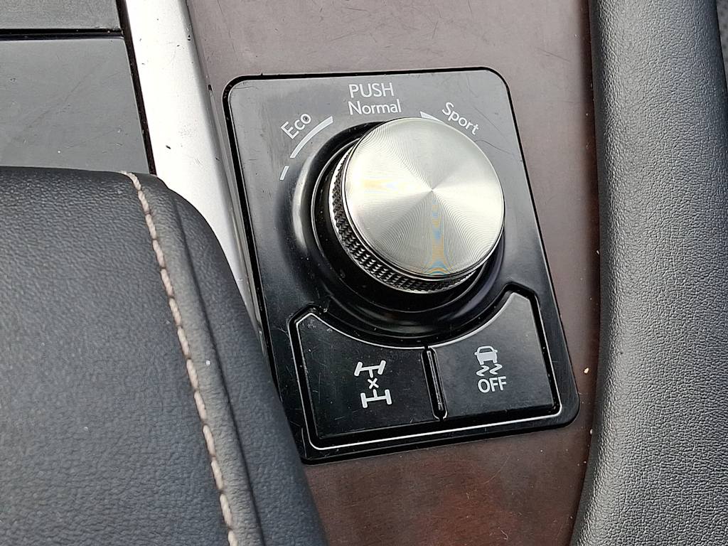 Thumbnail: 2022 Lexus RX - 24