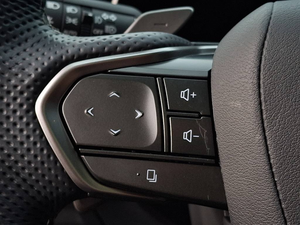 Thumbnail: 2026 Lexus ES - 20