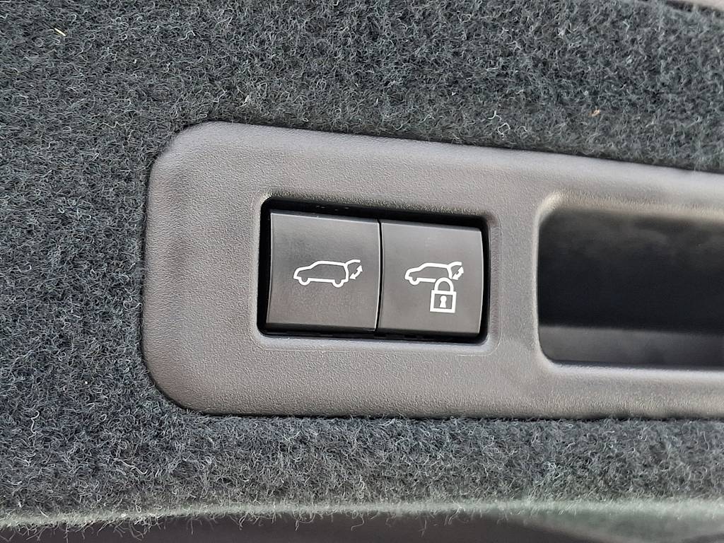 Thumbnail: 2022 Lexus RX - 28