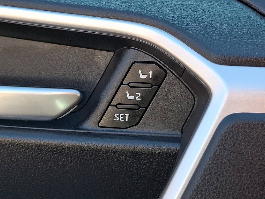 Thumbnail: 2021 Toyota RAV4 - 29